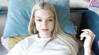 qeensgambit - Pretty blondie's cam video