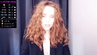 mennysunny - Curly haired hottie's cam video