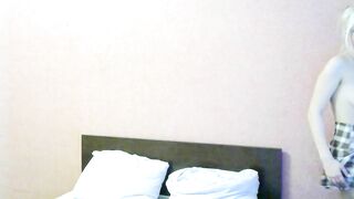 lina_lolly - Naughty topless blonde's erotic webcam show