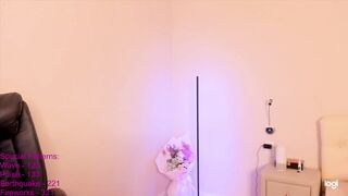 lindamei - Skinny Asian flashing small tits