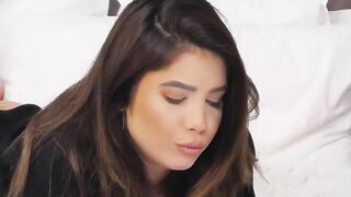 RyvaMaybel - This hottie is such a turn on!