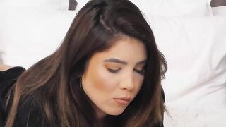 RyvaMaybel - This hottie is such a turn on!