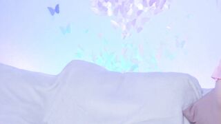 sapphirealice - Sweet angel's webcam masturbation