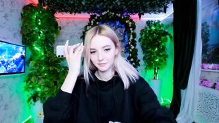 elisa_oliver - Adorable blondie's cam video
