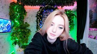 elisa_oliver - Adorable blondie's cam video