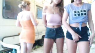 lettali - Kinky girls' threesome cam video