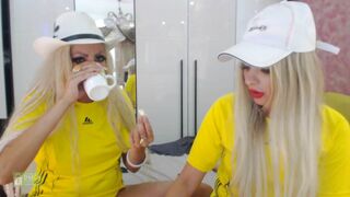 sexytigress - Cute blonde chicks' cam video