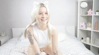 peacefulsoull - Lovely blonde enjoying toy in pussy