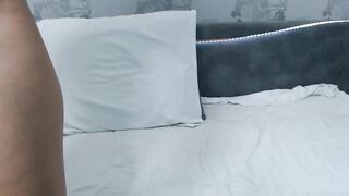 yun-mina - Horny chick double fucking her insatiable cunt