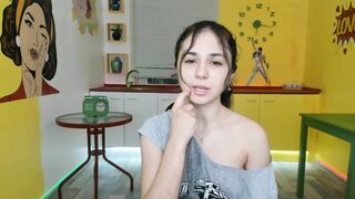 mary_marlow - Cute young babe's webcam video