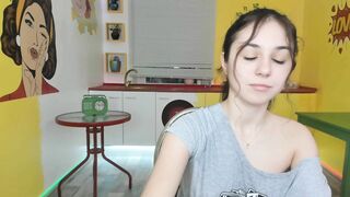 mary_marlow - Cute young babe's webcam video