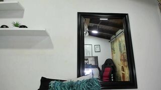 sofi_decker - Horny Latina's cam video