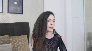 LoraMackenzie - Curly haired beauty's webcam video