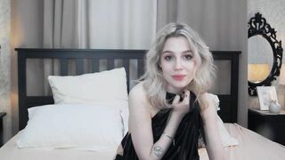 EmiliaBennett - Adorable naughty blonde's webcam video