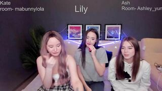lilypa1mer - Cute girls having fun on webcam