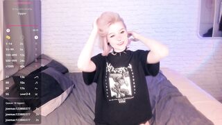Screenshot from alicentity's live webcam sex show video