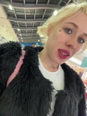 LiiBaby 2022-12-09 2339 recorded webcam video