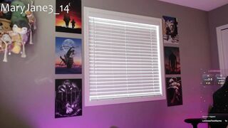 Screenshot from maryjane3_14's live webcam sex show video