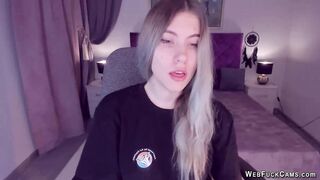 Big tits blonde teen fingers pussy