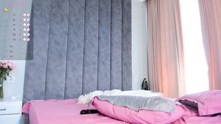 Enjoy cam model using domi vibrator on pussy lll