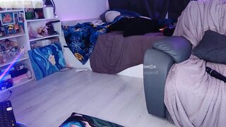 Screenshot from aciddroll's live webcam sex show video