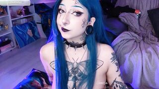 Screenshot from aciddroll's live webcam sex show video