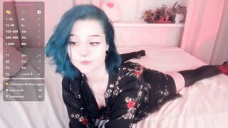 Screenshot from alicentity's live webcam sex show video