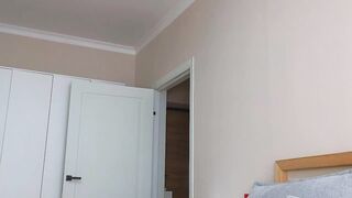 Screenshot from crystal_angells's live webcam sex show video
