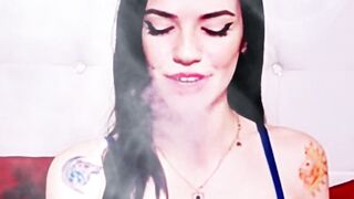 Casseyleights_Wanna Smoke ?